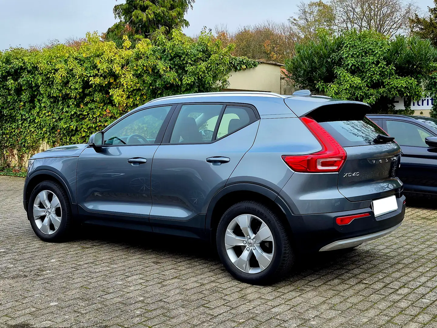 Volvo XC40 2.0 D3 AWD Momentum / Harman Kardon / 1ste Eig. Grijs - 2