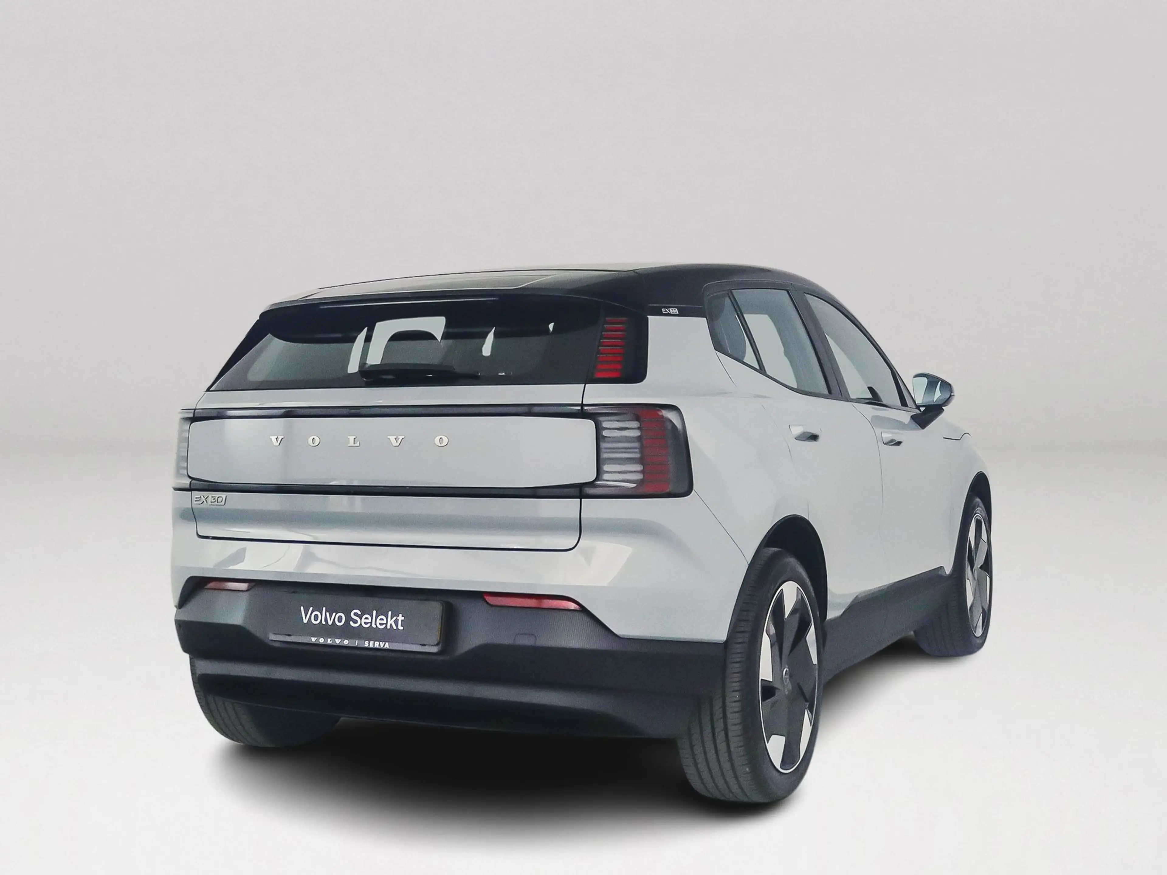 Volvo EX30 Single Motor Extended Range Plus 69 kWh | Parkeerc — photo 2