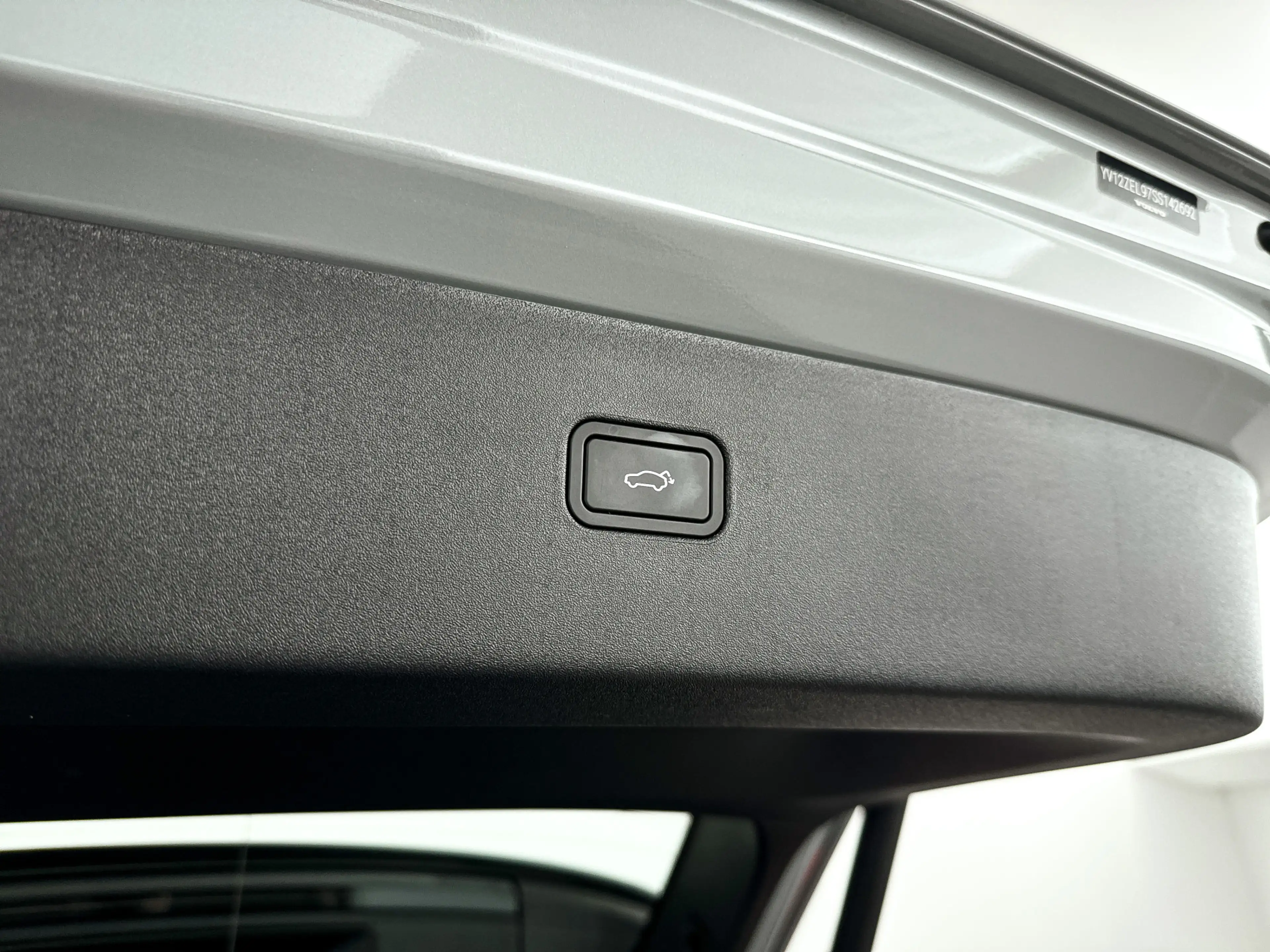 Volvo EX30 Single Motor Extended Range Plus 69 kWh | Parkeerc — photo 14