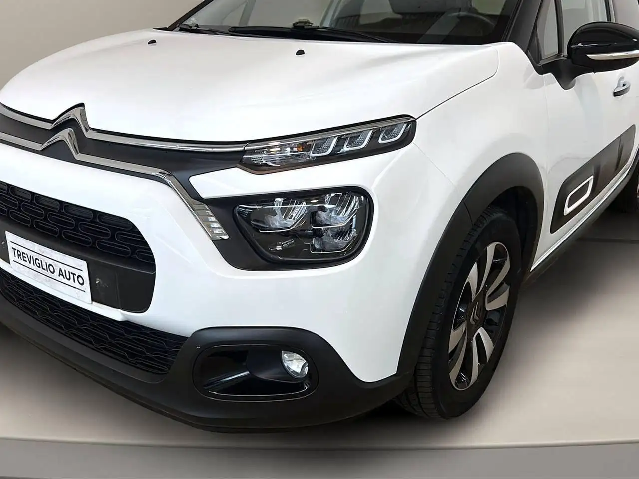 Citroen C3 PureTech 110 S&S EAT6 Shine 29