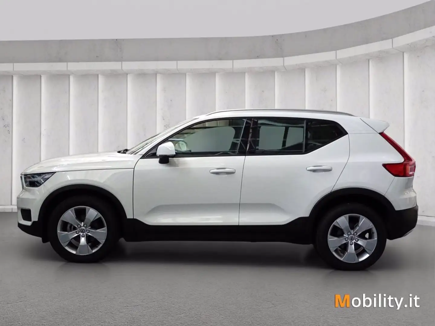 Volvo XC40 T3 Geartronic Business Plus Bianco - 2