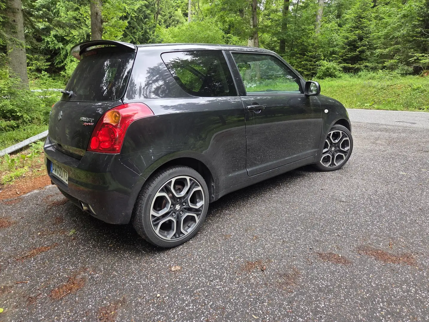 Suzuki Swift 1.6 Sport - 1