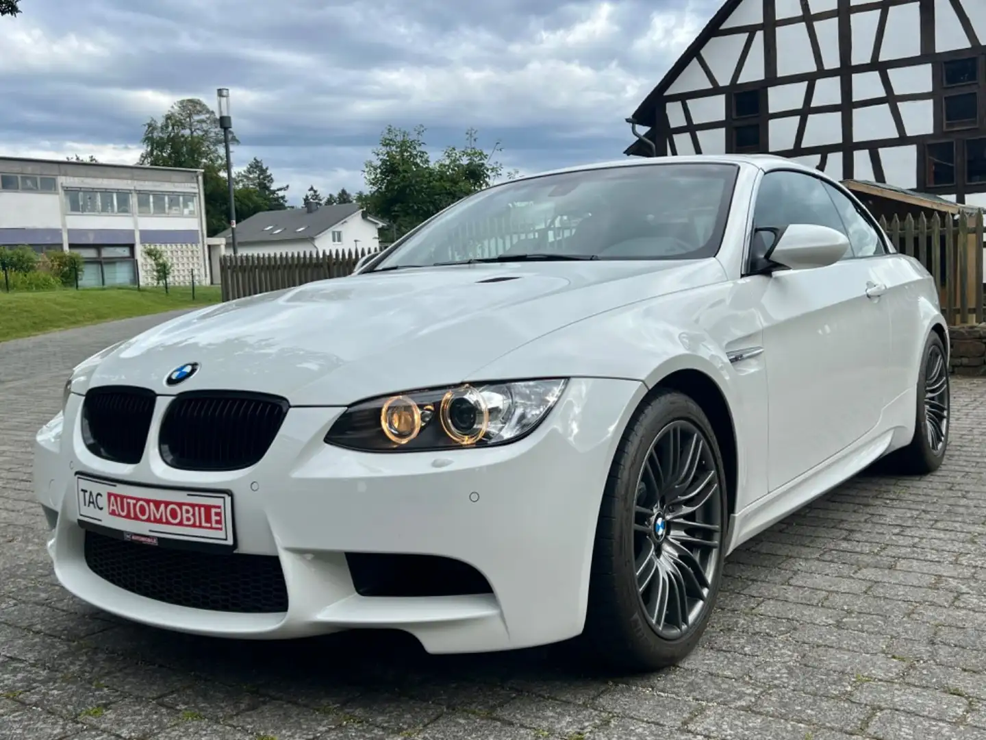 BMW M3 Cabrio DKG Unfallfrei! Deutsches Fzg! Nur BMW Bílá - 2