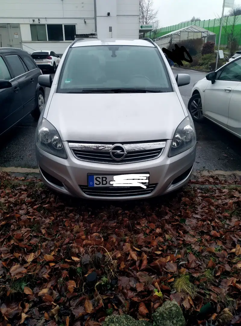 Opel Zafira B Family Automatik 7 Sitzer Silber - 1