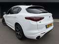 Alfa Romeo Stelvio 2.0 T AWD Veloce Wit - thumbnail 2