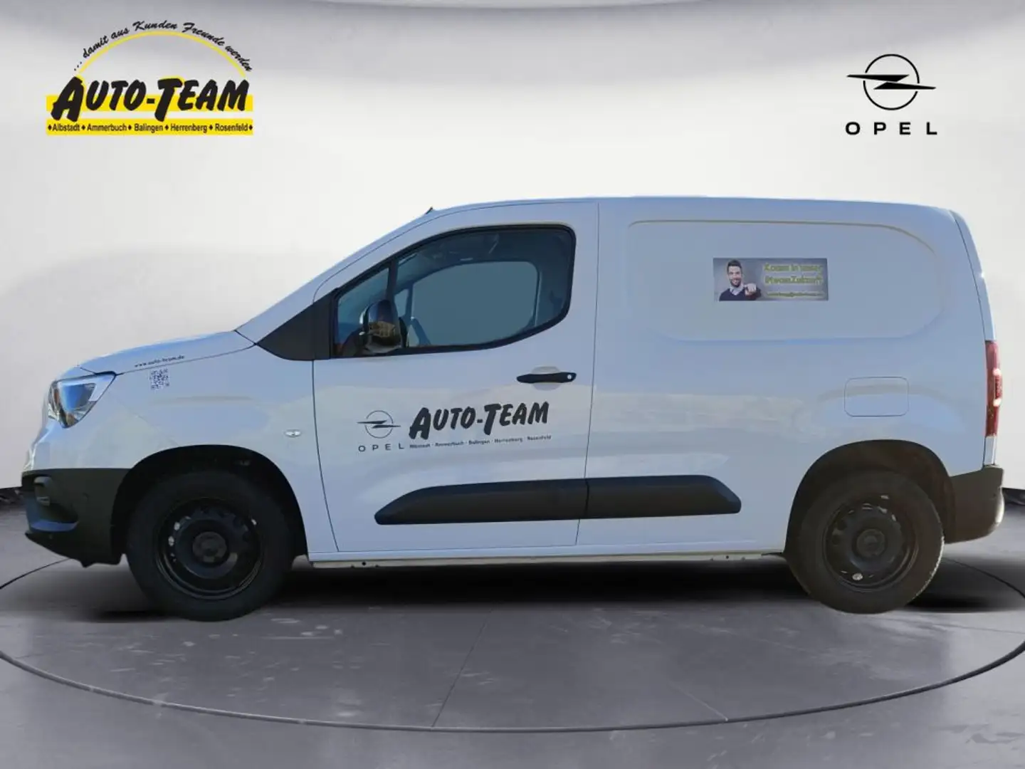 Opel Combo-e Cargo (50-kWh) Fehér - 2