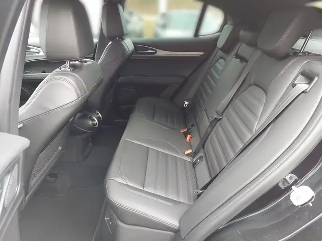 Alfa Romeo Stelvio Veloce 2.2 Diesel 210PS Awd Ansicht 10