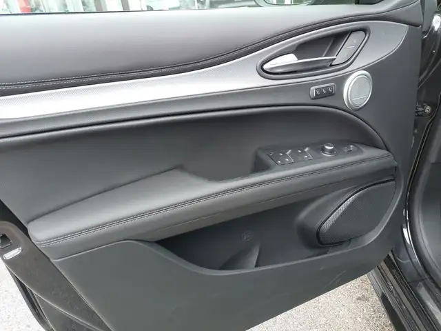 Alfa Romeo Stelvio Veloce 2.2 Diesel 210PS Awd Ansicht 17