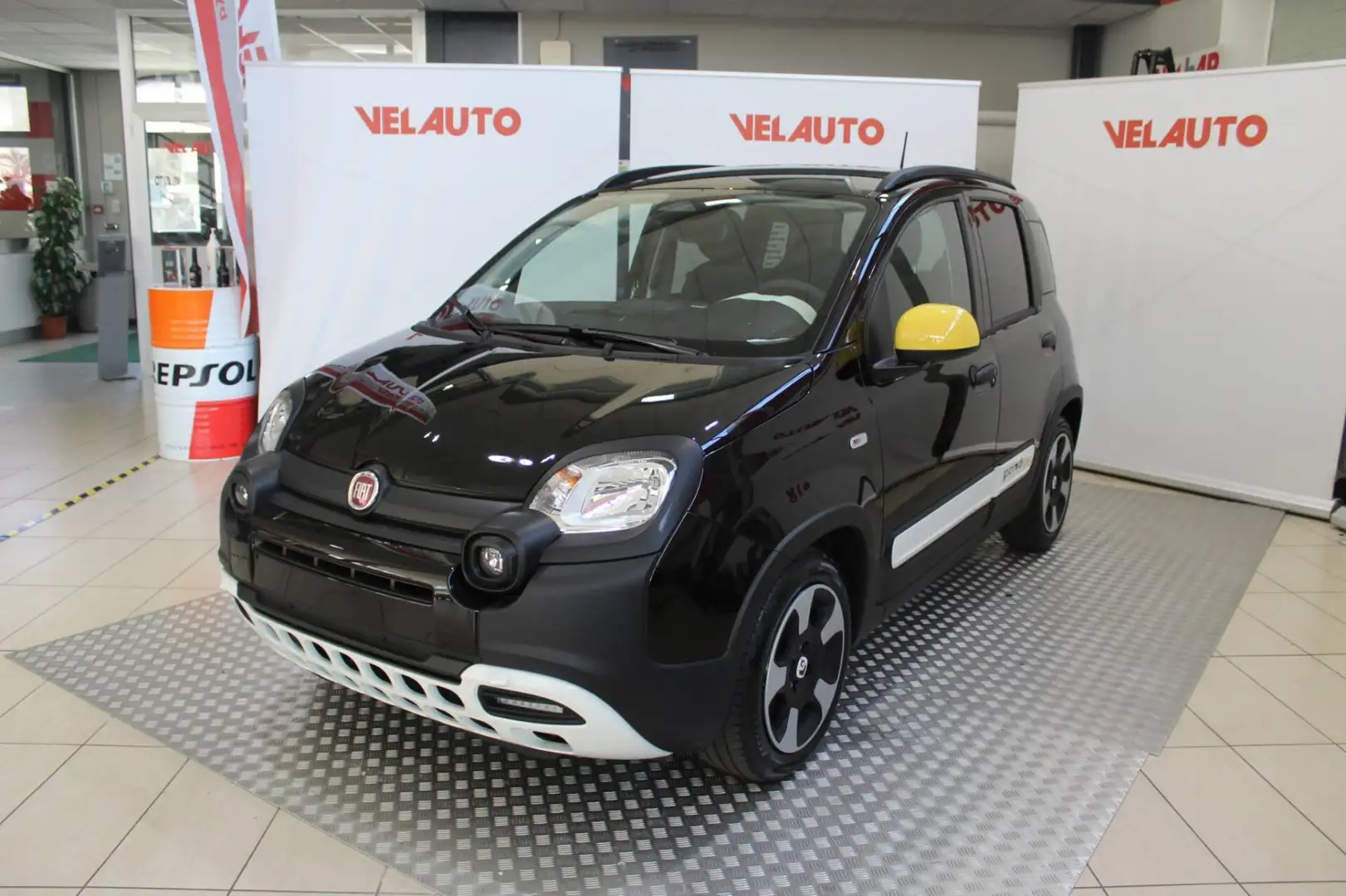 Fiat Panda 1.0 FireFly S&S Hybrid Pandina Noir - 1