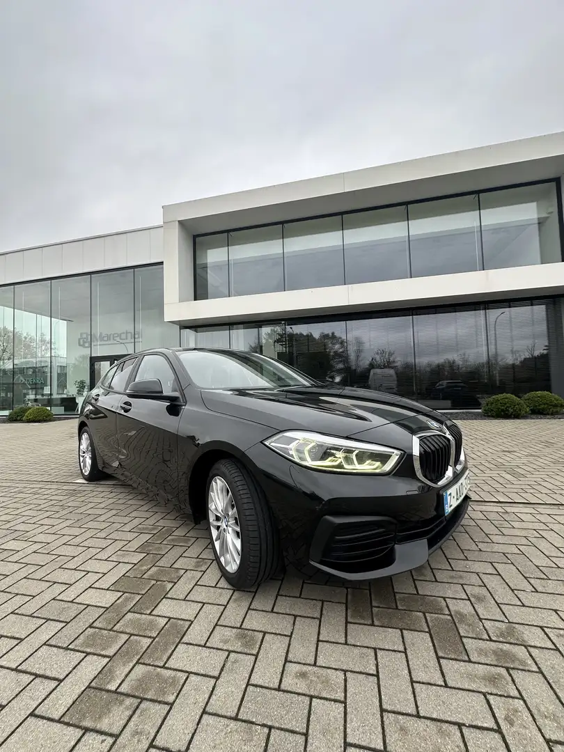 BMW 118 118i Advantage 1 Jaar Garantie Zwart - 1