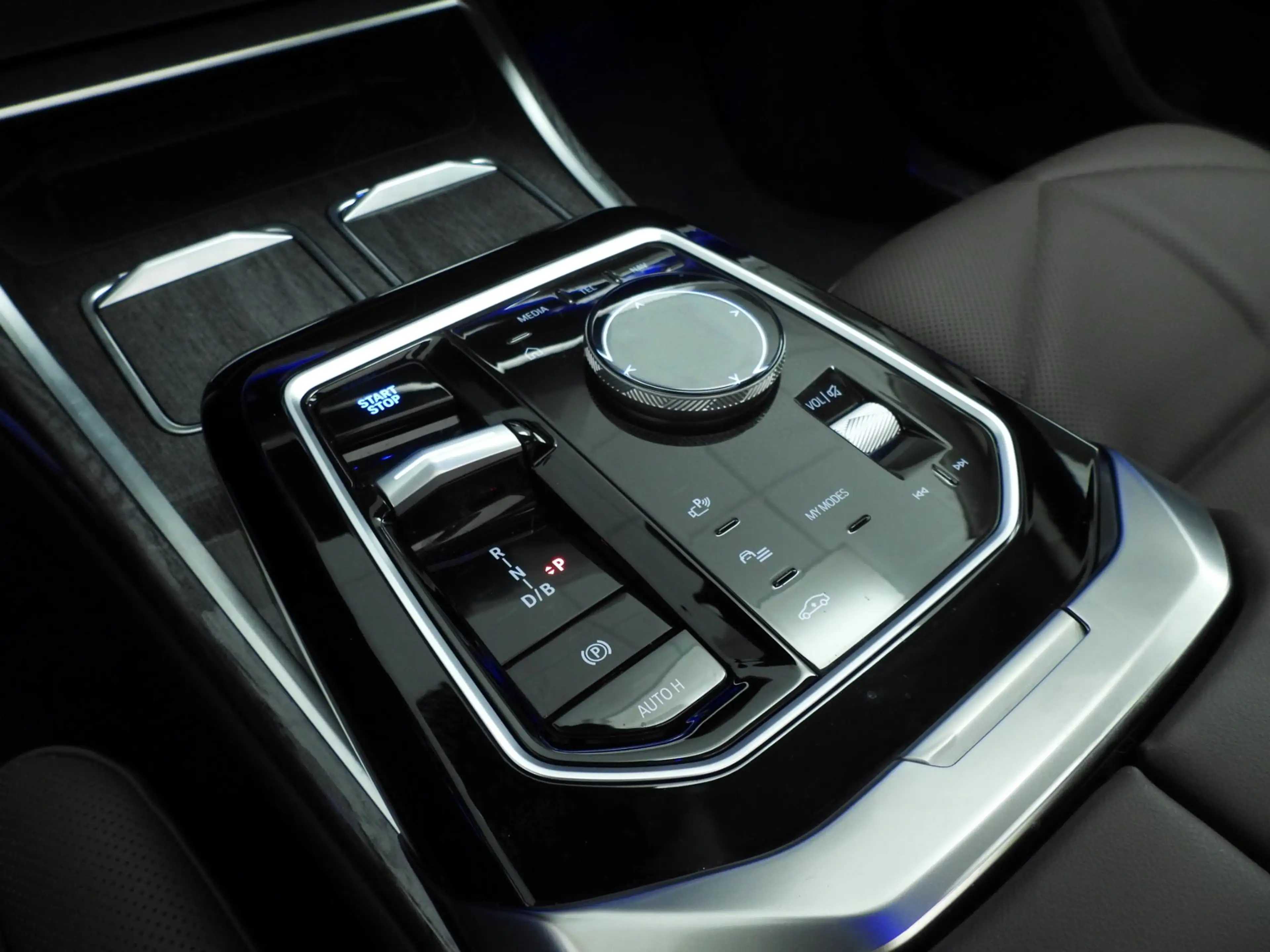 BMW i7 xDrive60 106 kWh | M-Sportpakket | LED | Leder | H — photo 12