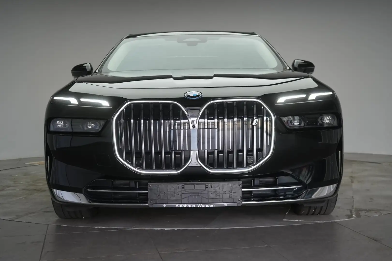 BMW i7 eDrive50 M Sport Leder/Kamera/HUD/B&W/Wide/S Noir - 2