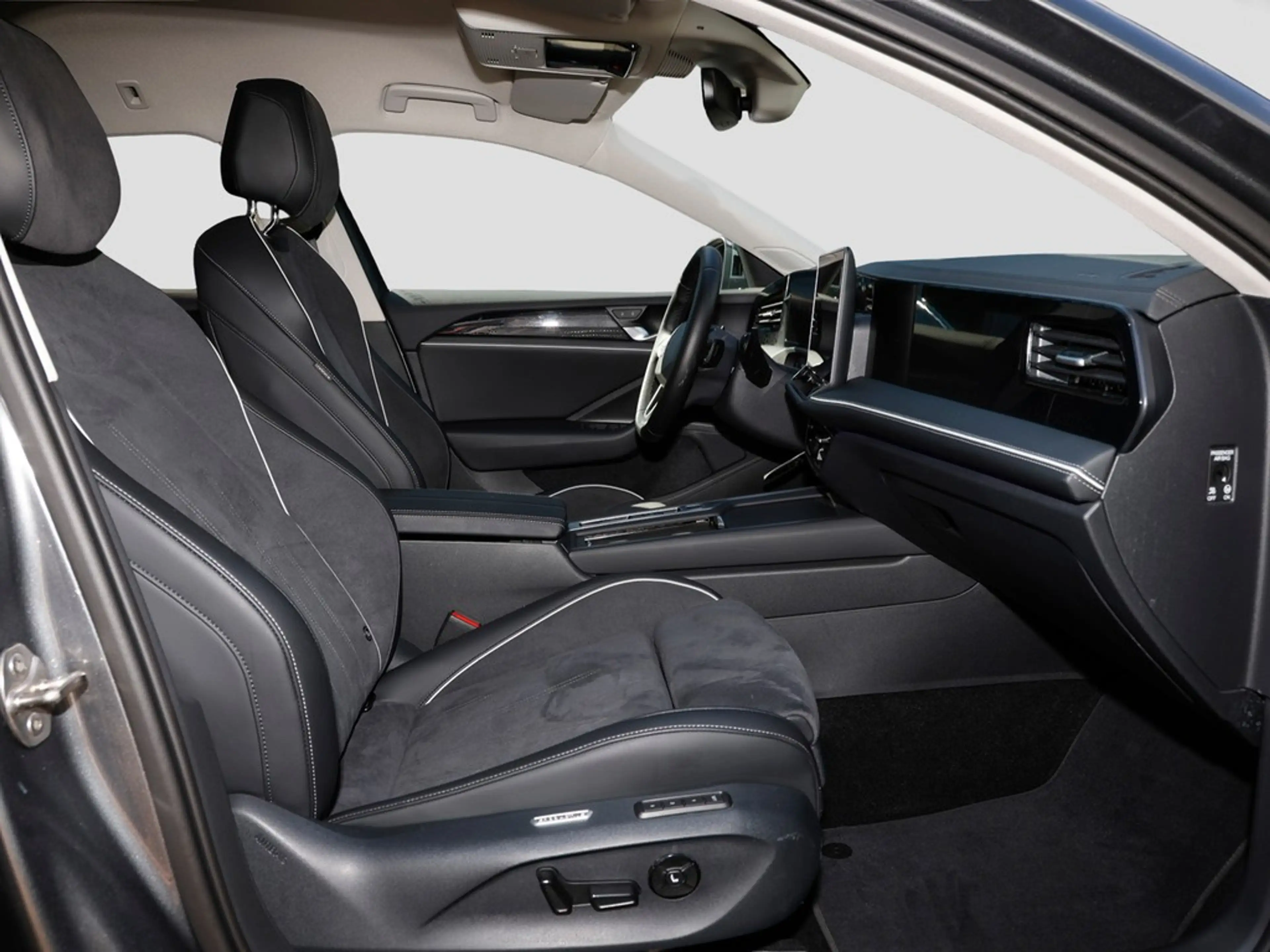 Volkswagen Passat Variant 2.0 TDI DSG Business AHK/Navi/RFK — photo 8