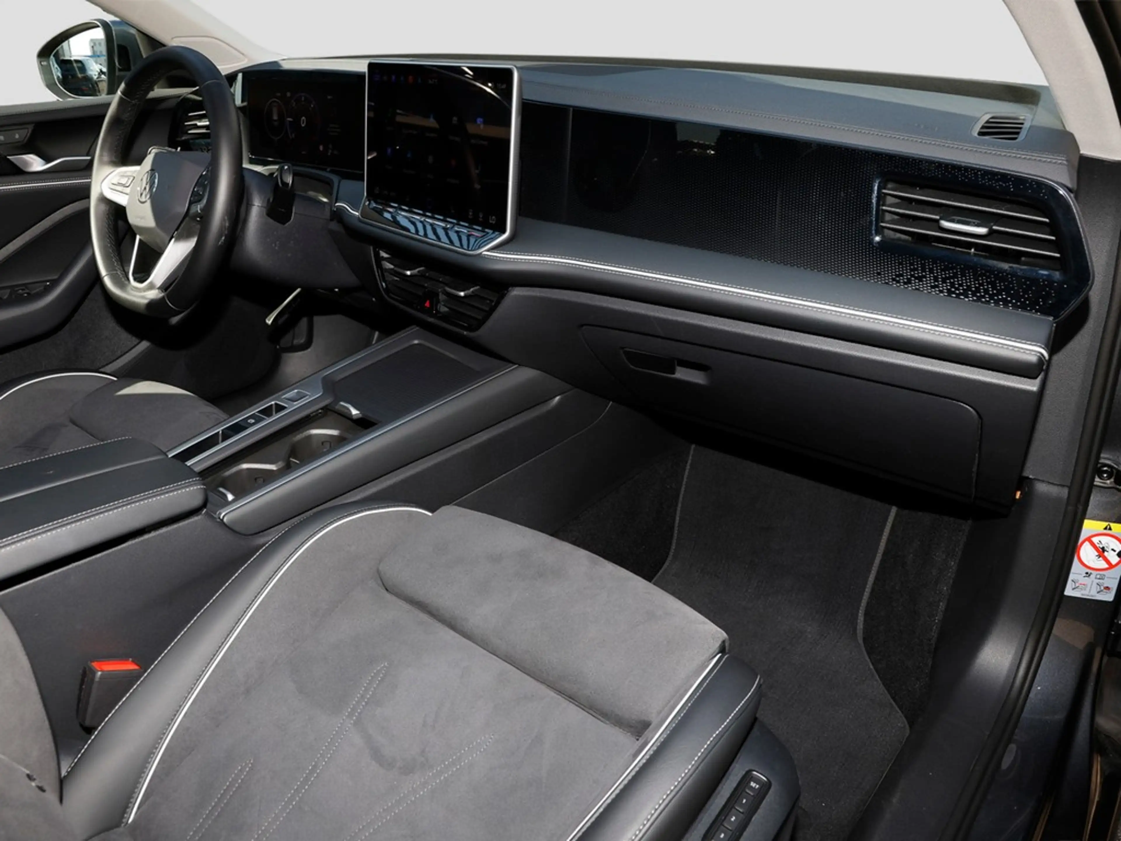 Volkswagen Passat Variant 2.0 TDI DSG Business AHK/Navi/RFK — photo 9