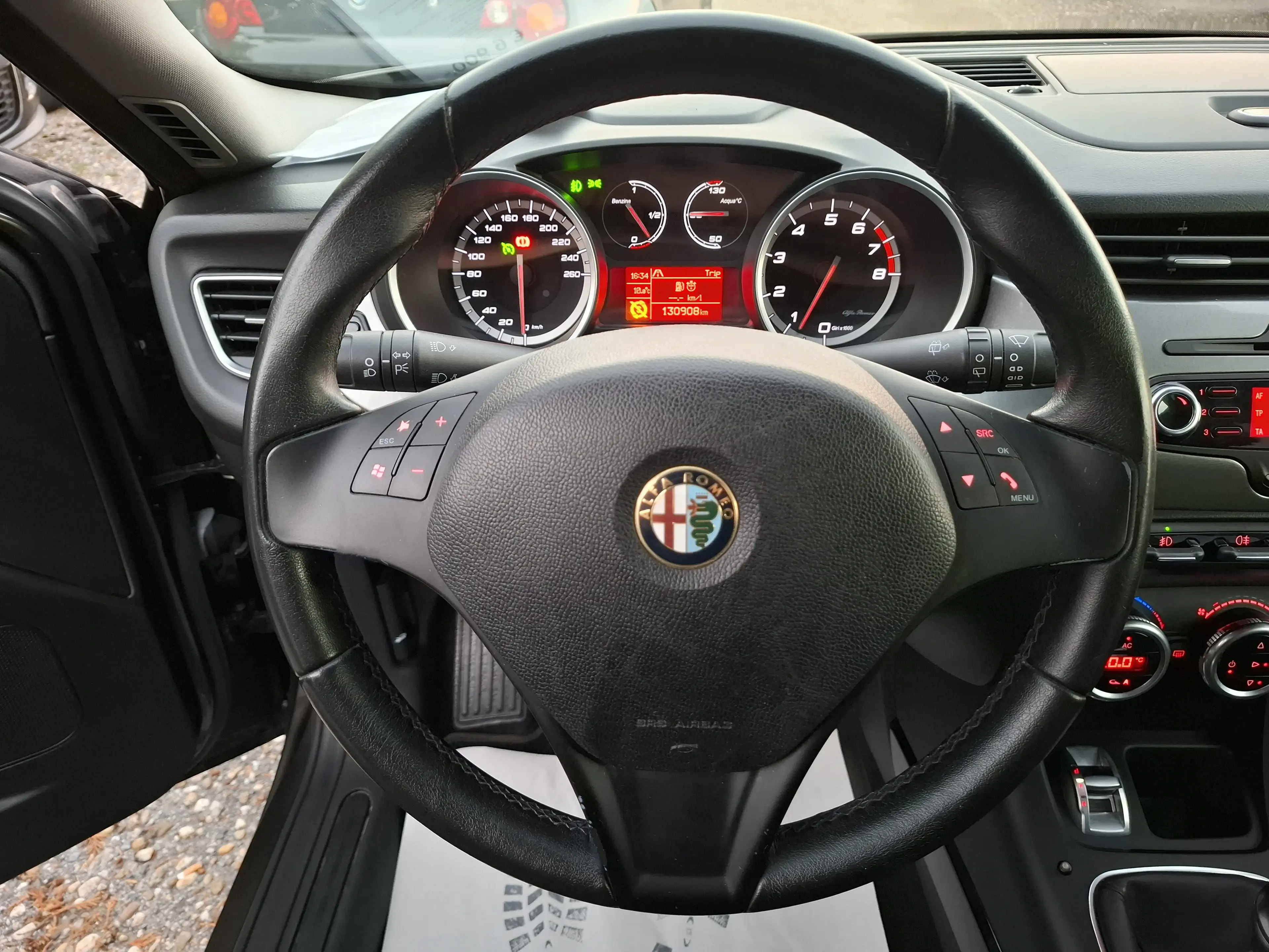 Alfa Romeo Giulietta 1.4 Turbo Turismo, ZR NEU, Pickerl aktuell 2/2026 — photo 12