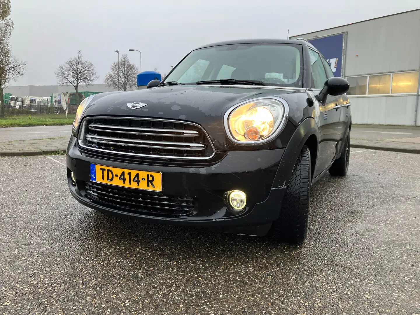 MINI Cooper D Countryman Cooper D 1.6 Chili Zwart - 2