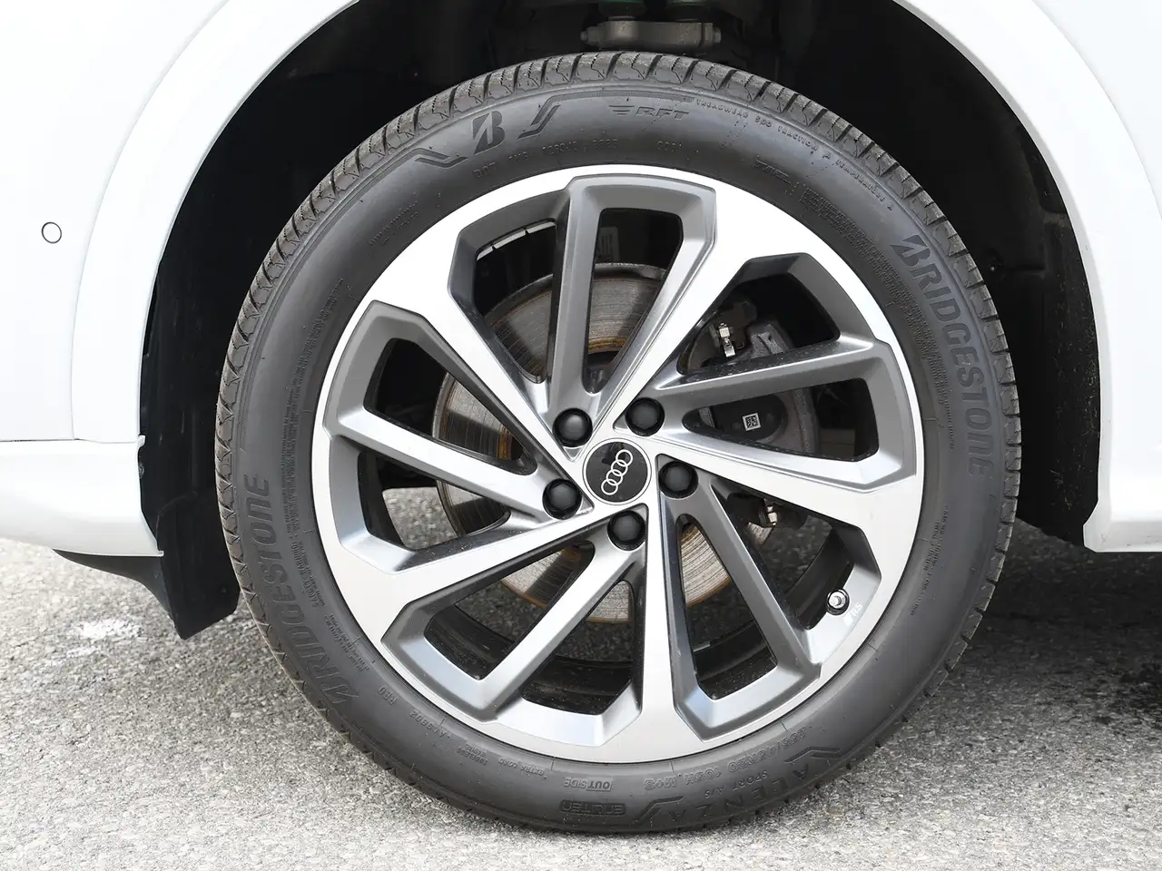 Audi Q5 снимка Audi Q5