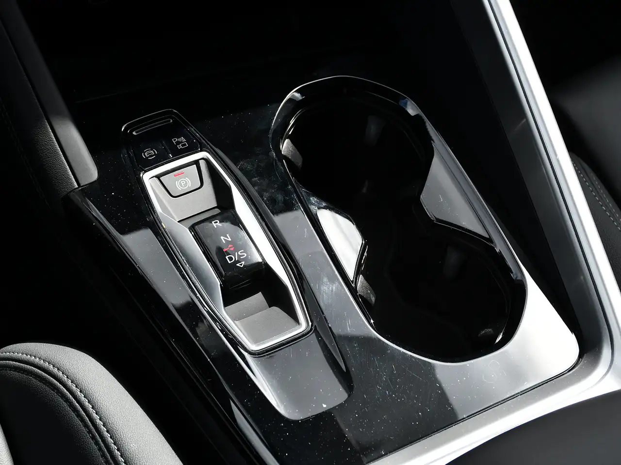 Audi Q5 снимка Audi Q5