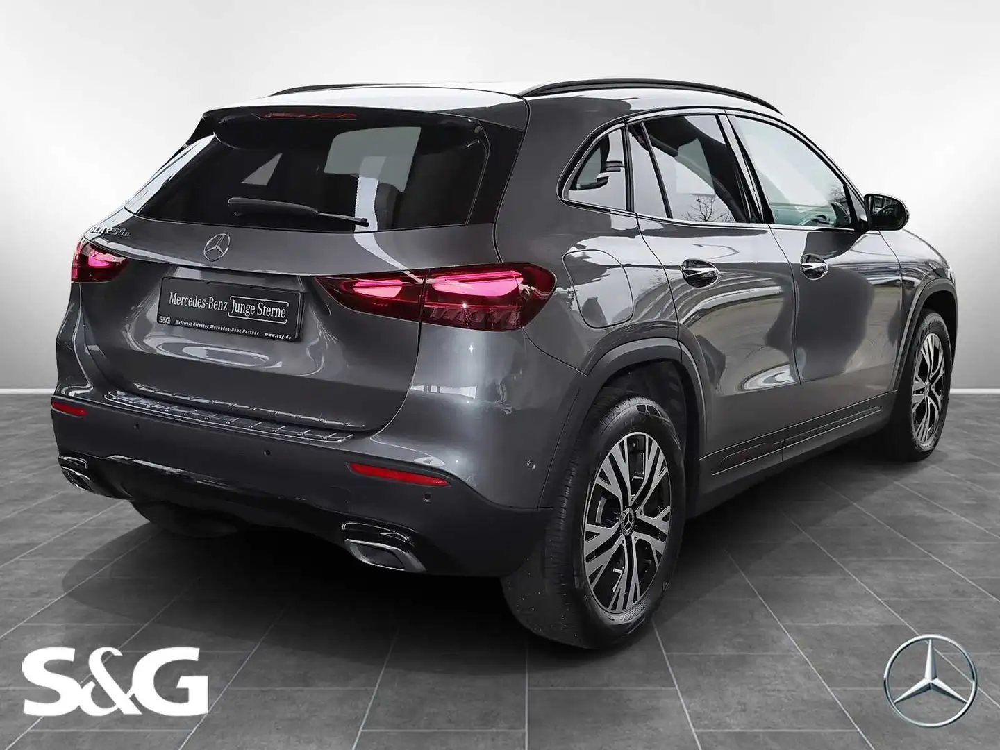 Mercedes-Benz GLA 250 e TOTWINKEL+NIGHT+DISTRONIC+KEYLESS+18" Grau - 2