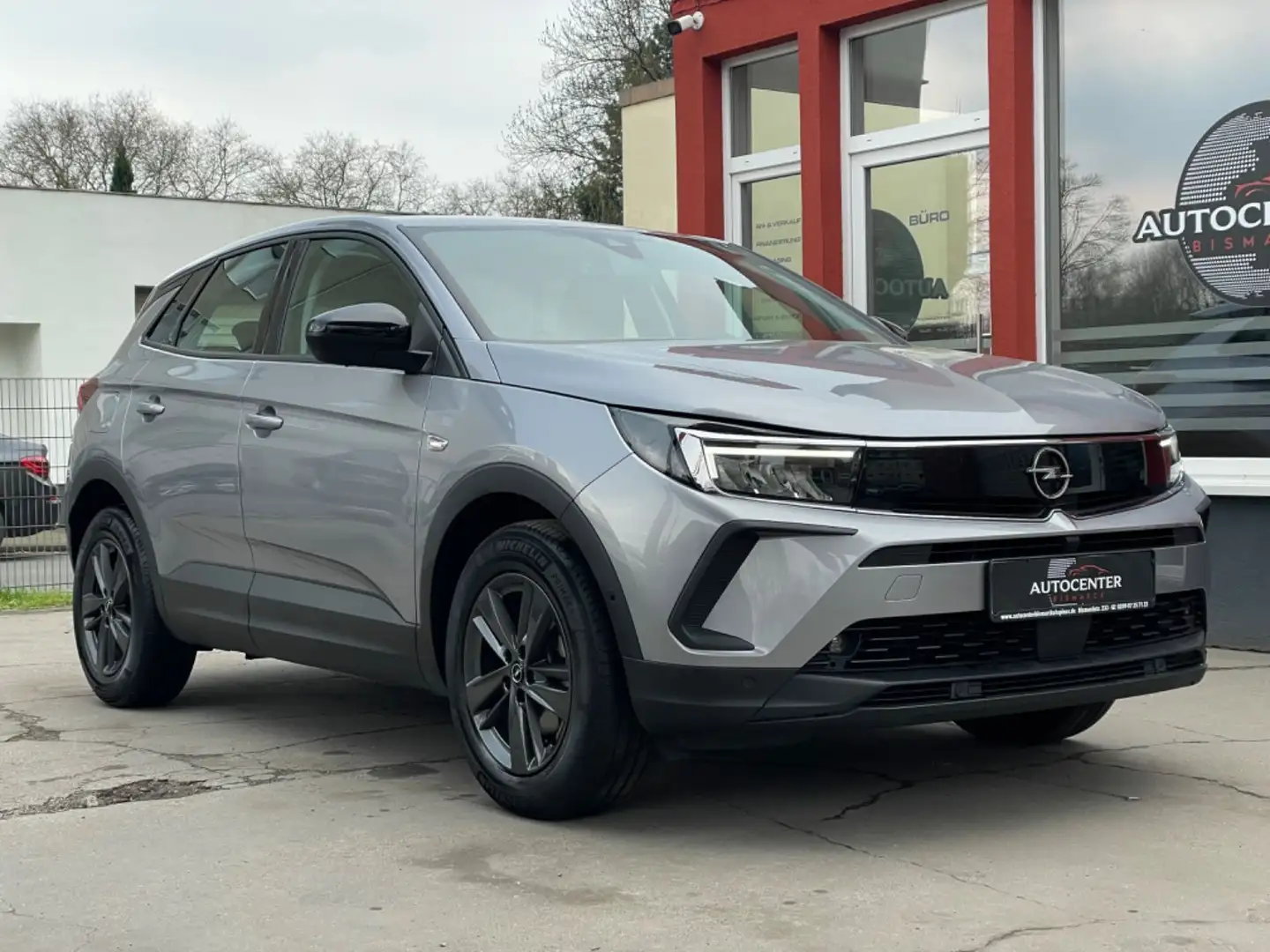 Opel Grandland X Automatik NAVI/LED/R-KAMERA/SHZ/ Grau - 2