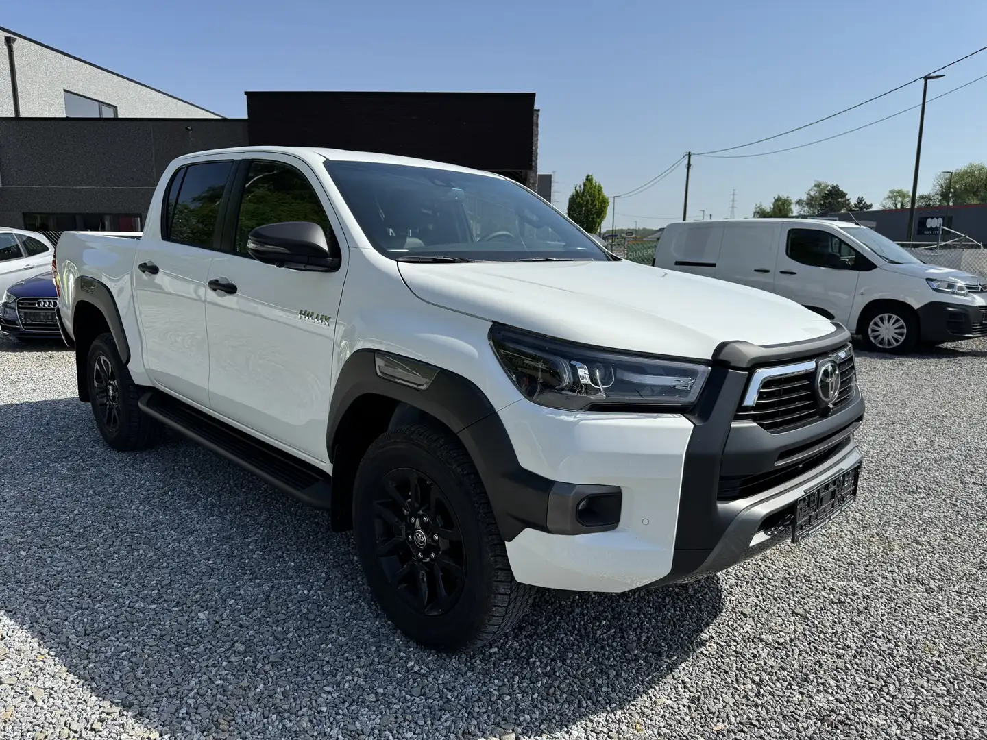 Toyota Hilux 2.8 D-4D 4WD INVINCIBLE **NEUF** Wit - 2