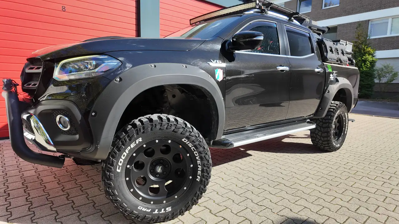 Mercedes-Benz X 350