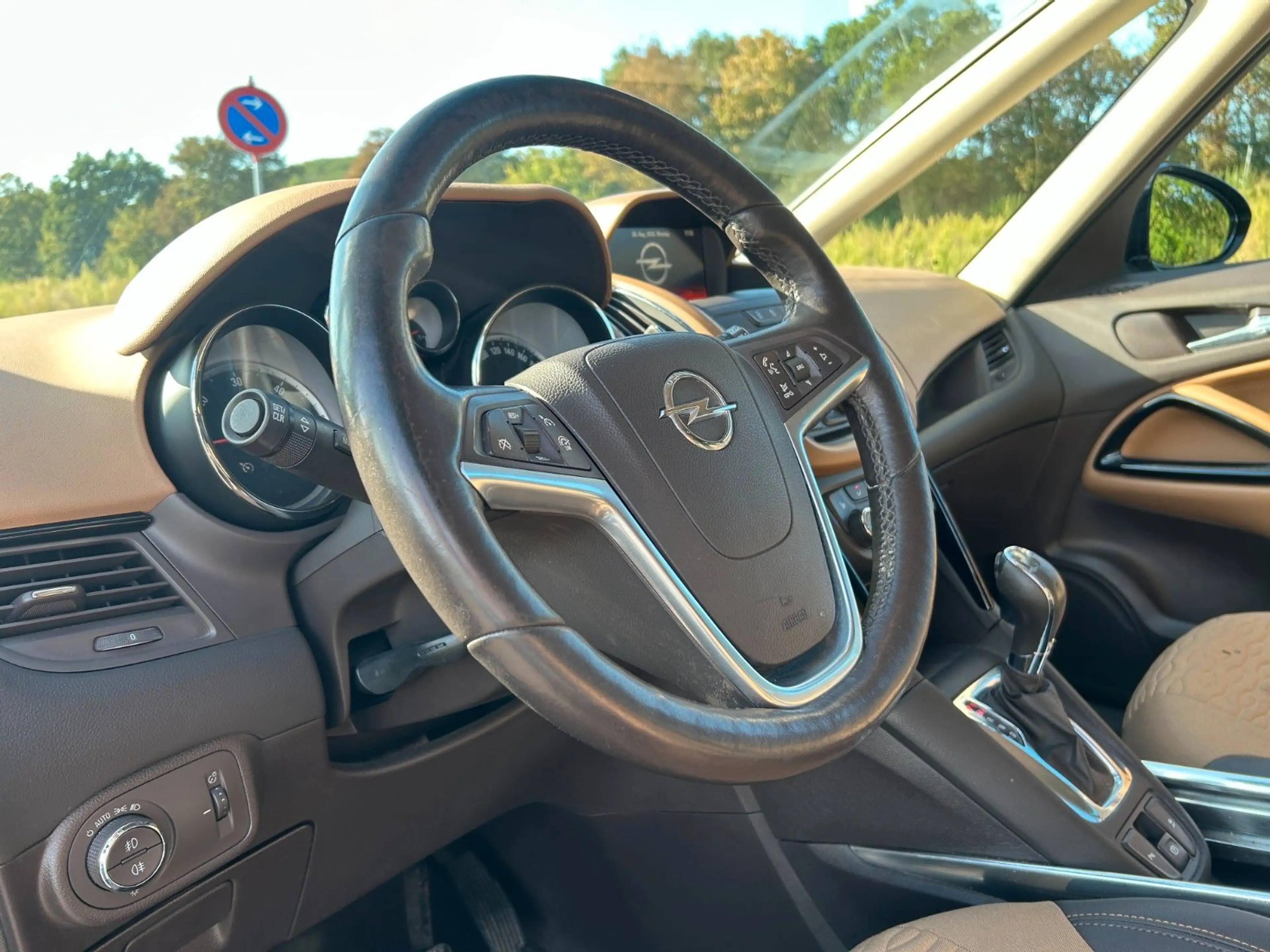 Opel Zafira C 2.0 CDTI Tourer Innovation Navi Kamera — photo 15