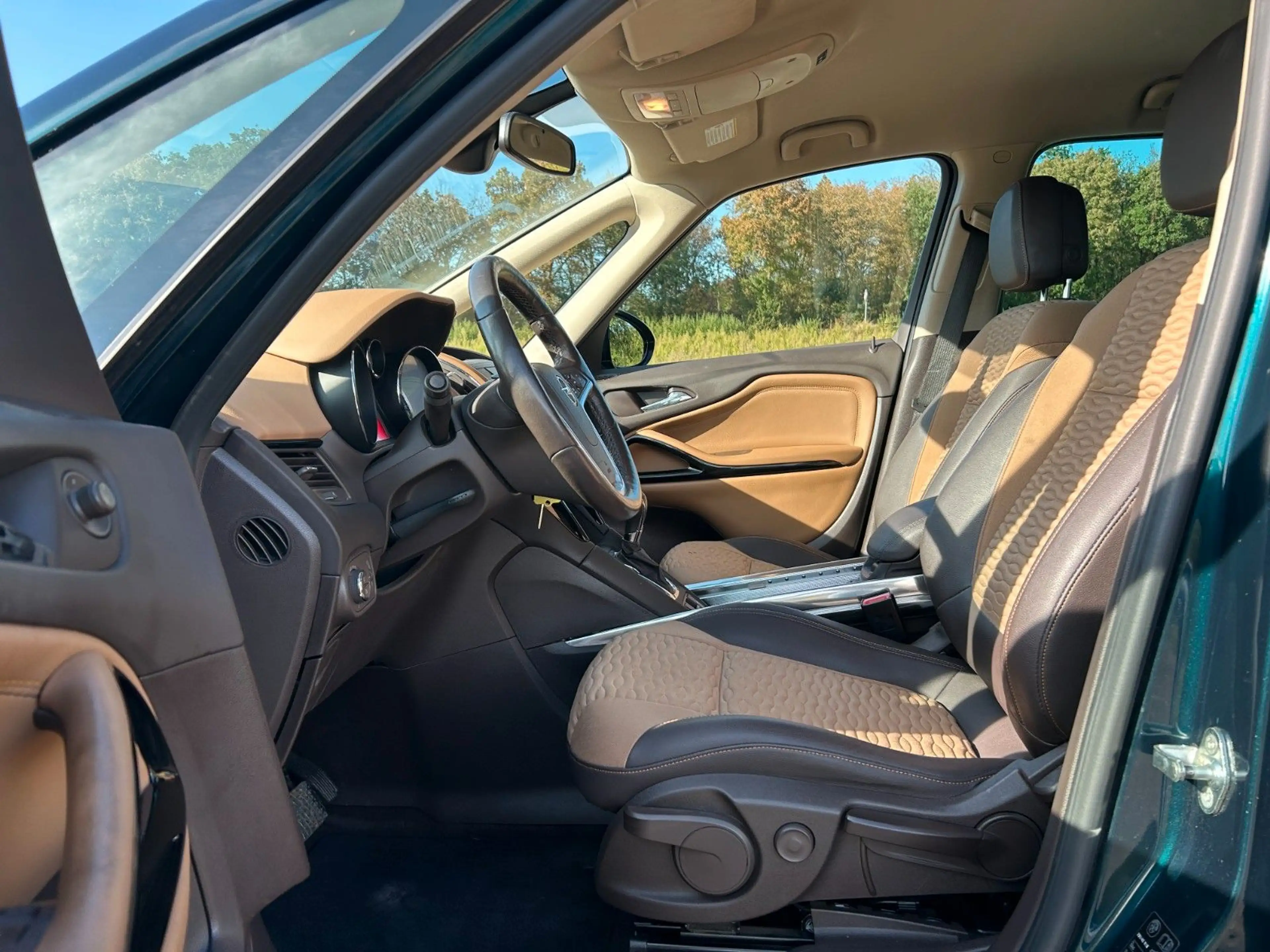 Opel Zafira C 2.0 CDTI Tourer Innovation Navi Kamera — photo 10