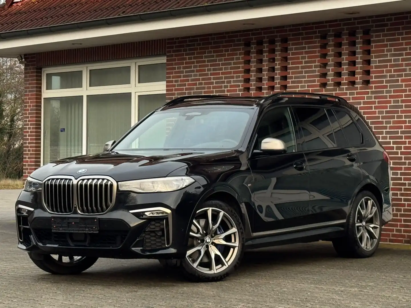 BMW X7 M50 d*LASER*FOND-ENTERTAINMENT*MASSAGE*VOLL* Schwarz - 1