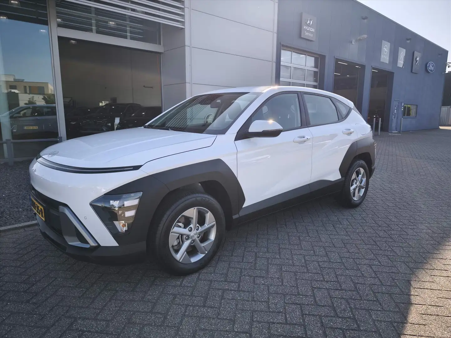 Hyundai KONA 1.6 GDI HEV HYBRIDE 141pk AUTOMAAT Comfort | Camer Wit - 2