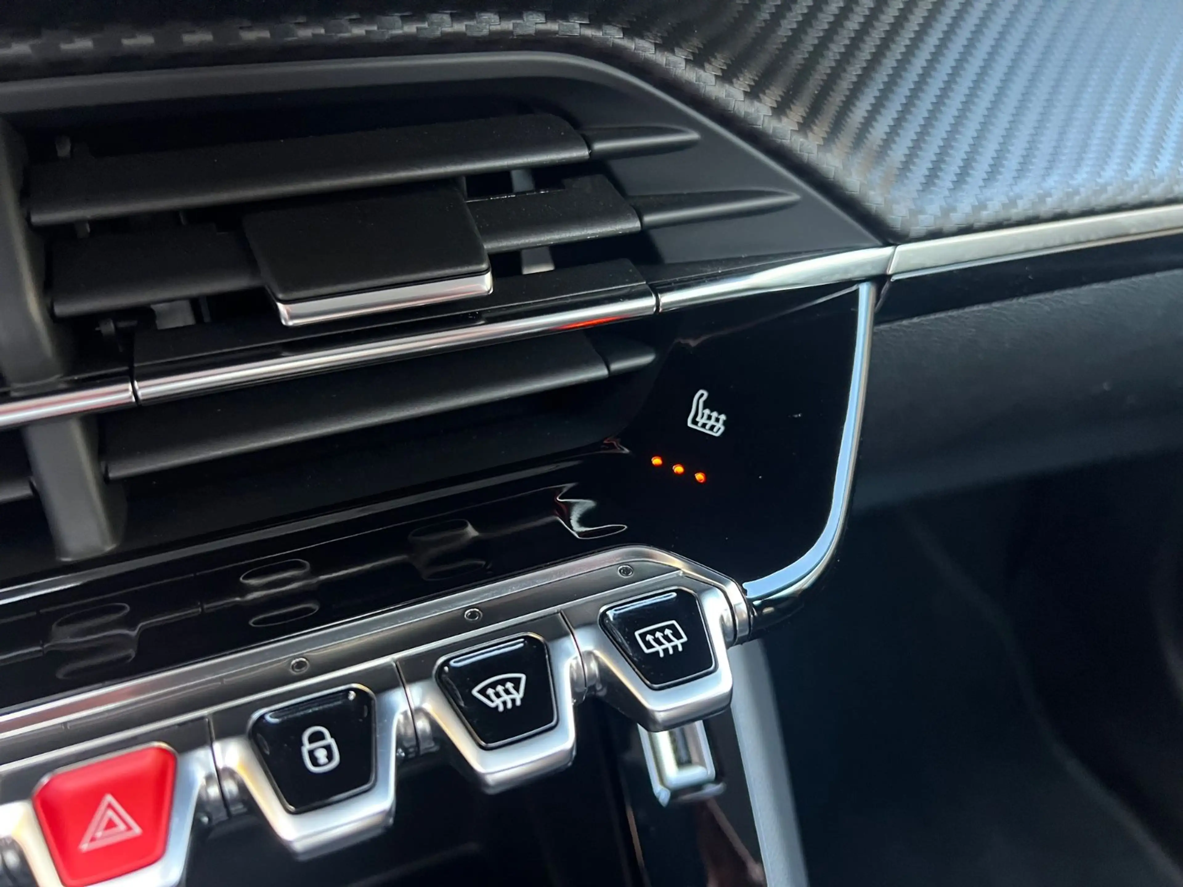 Peugeot 208 Active 1.2 — photo 15