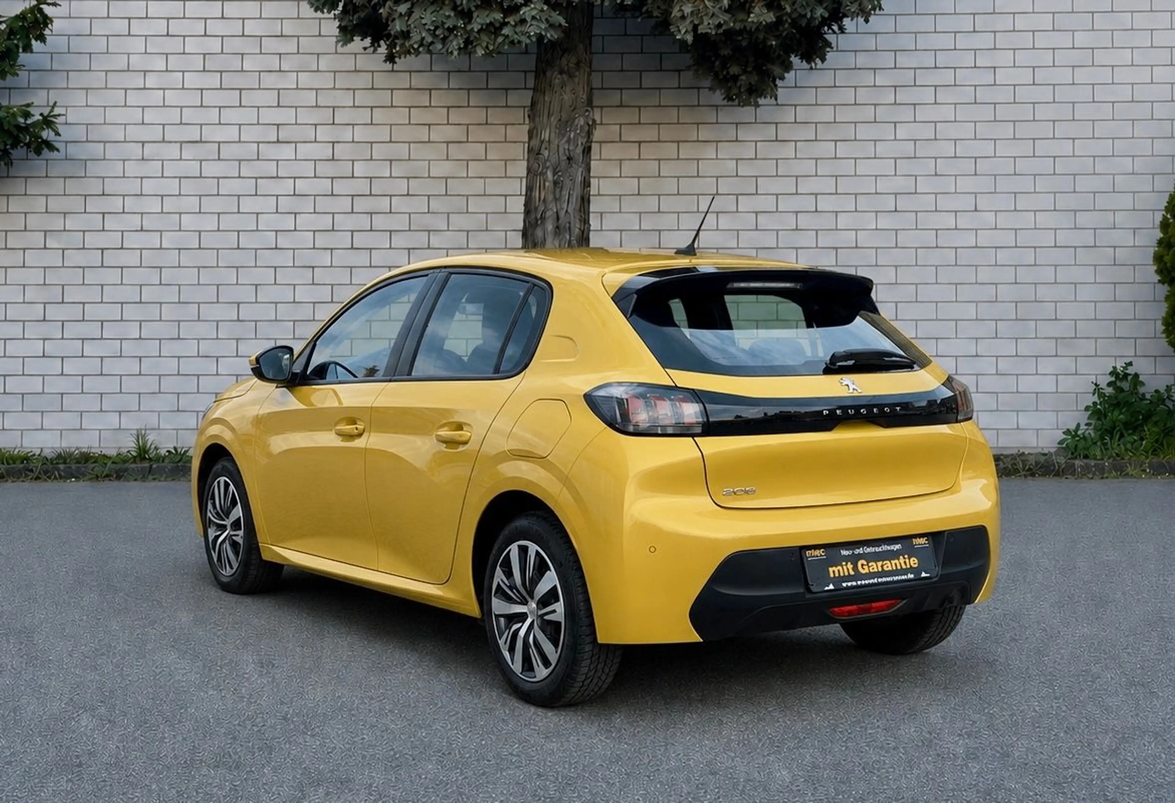 Peugeot 208 Active 1.2 — photo 3
