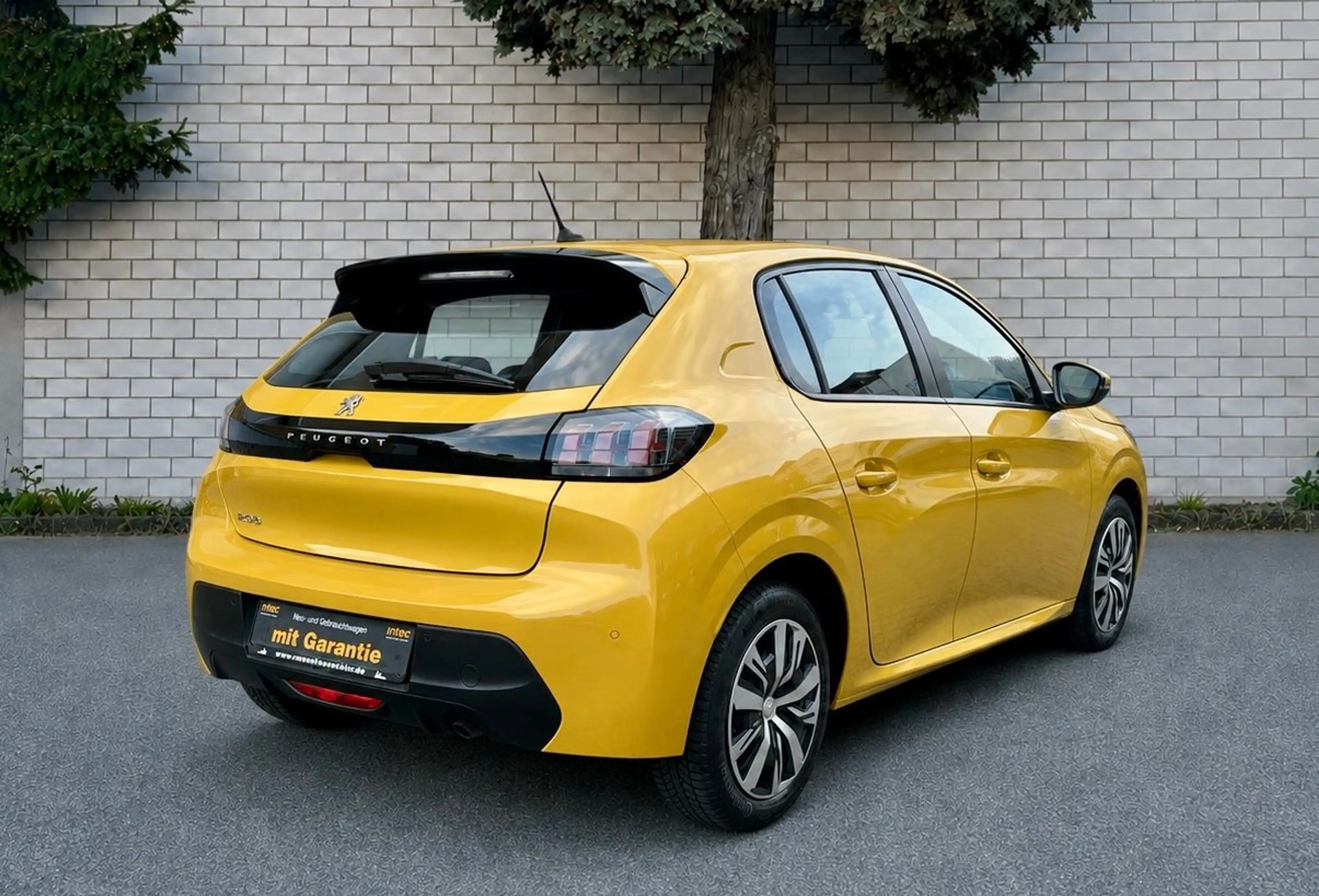 Peugeot 208 Active 1.2 — photo 4