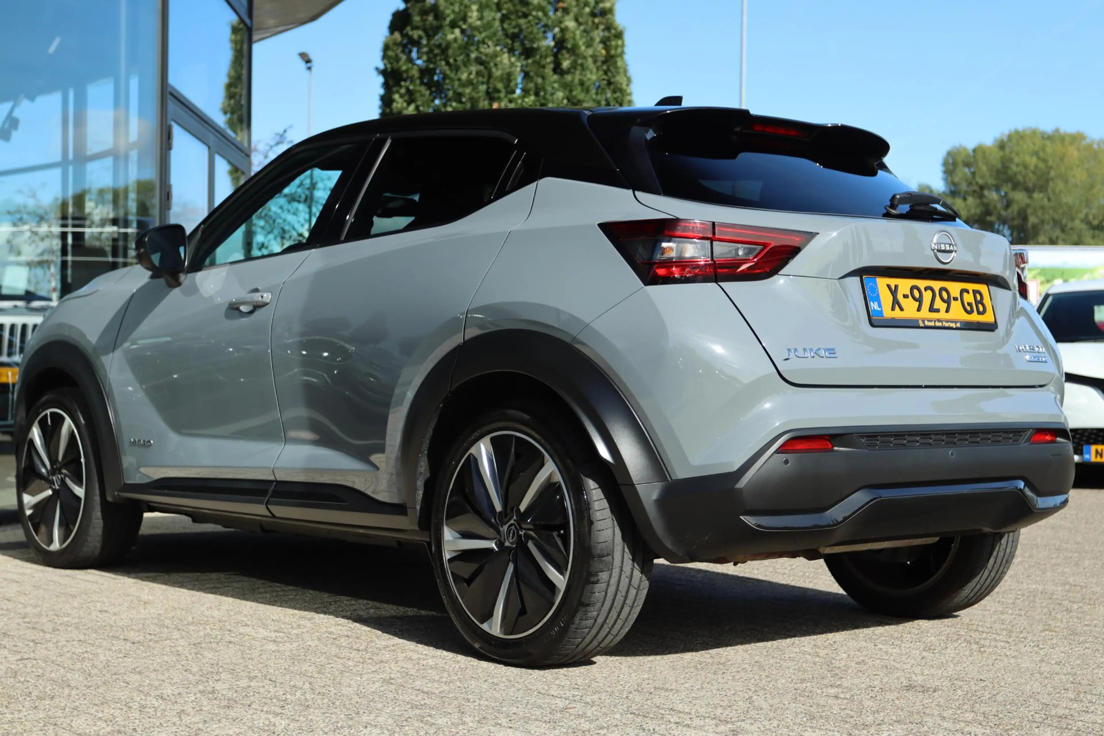 Nissan Juke 1.6 HYBRID N-DESIGN | CARPLAY | CAMERA | KEY-LESS — photo 12
