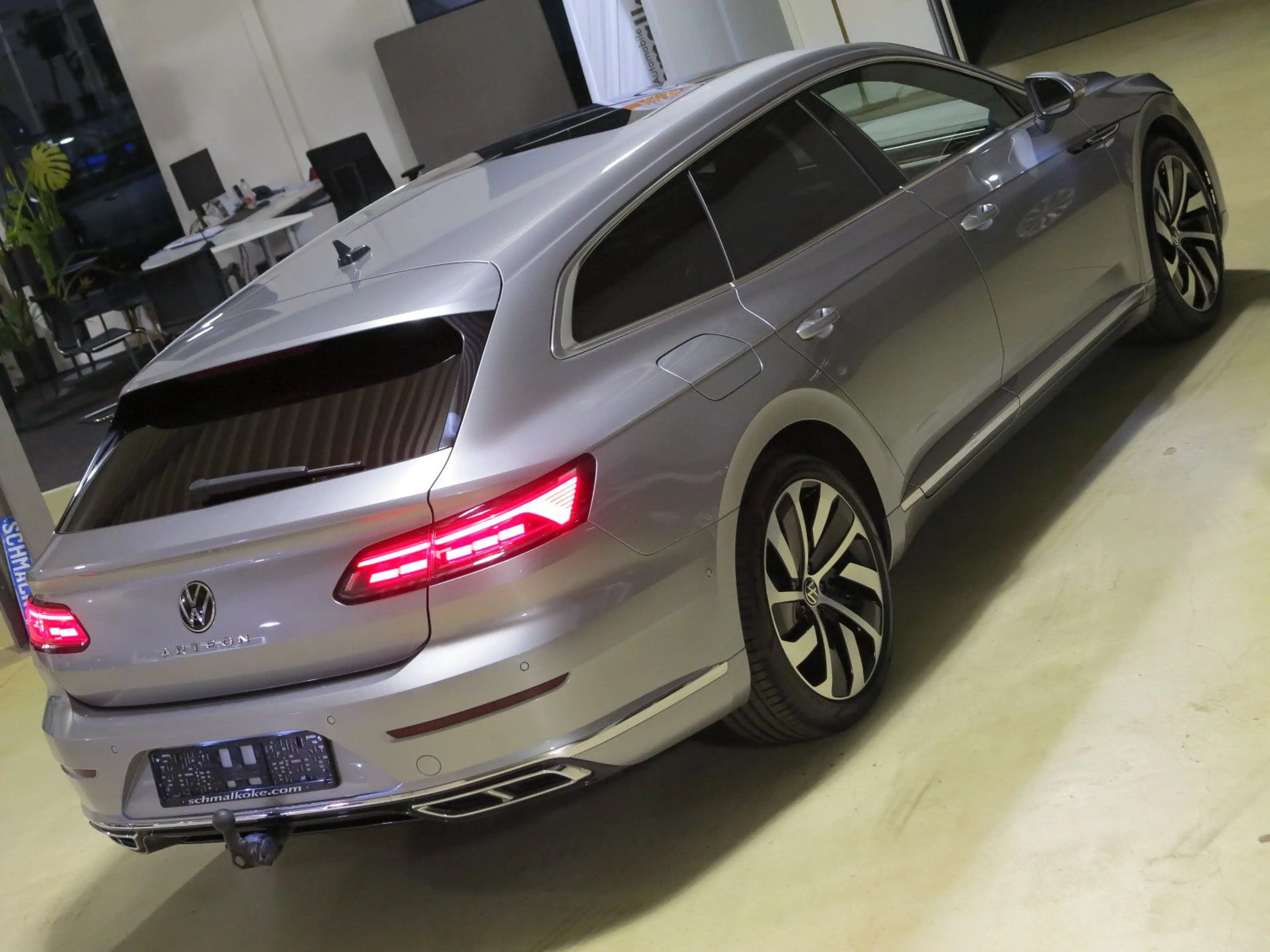 Volkswagen Arteon Shooting Brake 2.0TSI OPF DSG7 R-Line AHK — photo 3