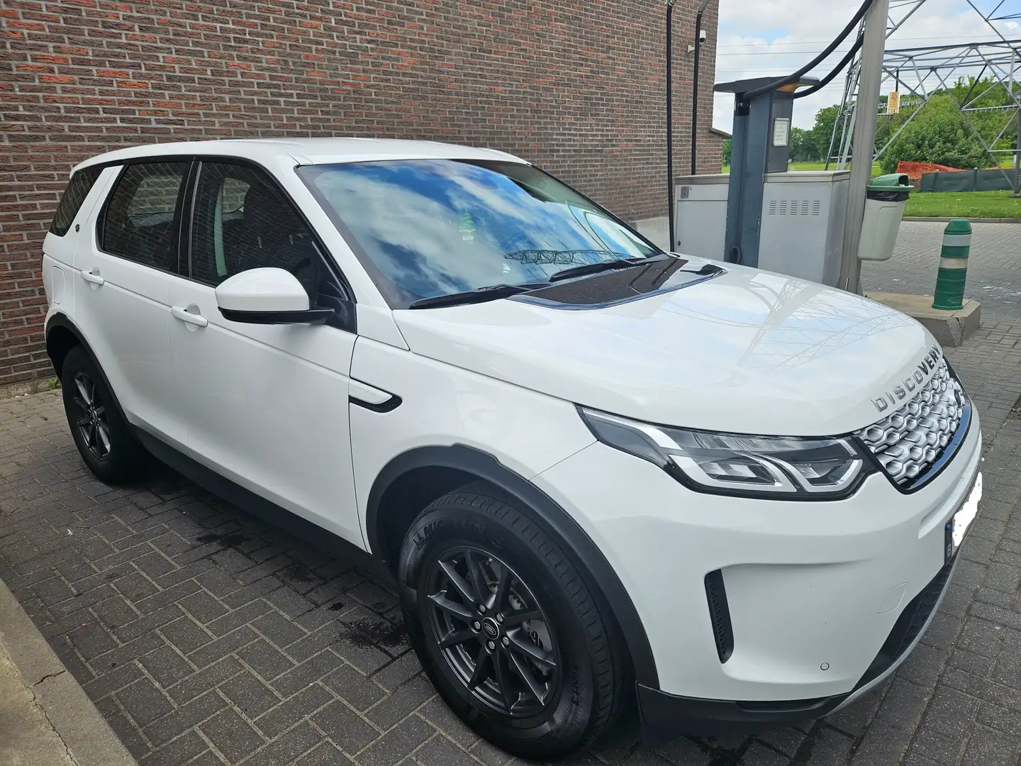 Land Rover Discovery Sport Discovery Sport D150 FWD Wit - 1
