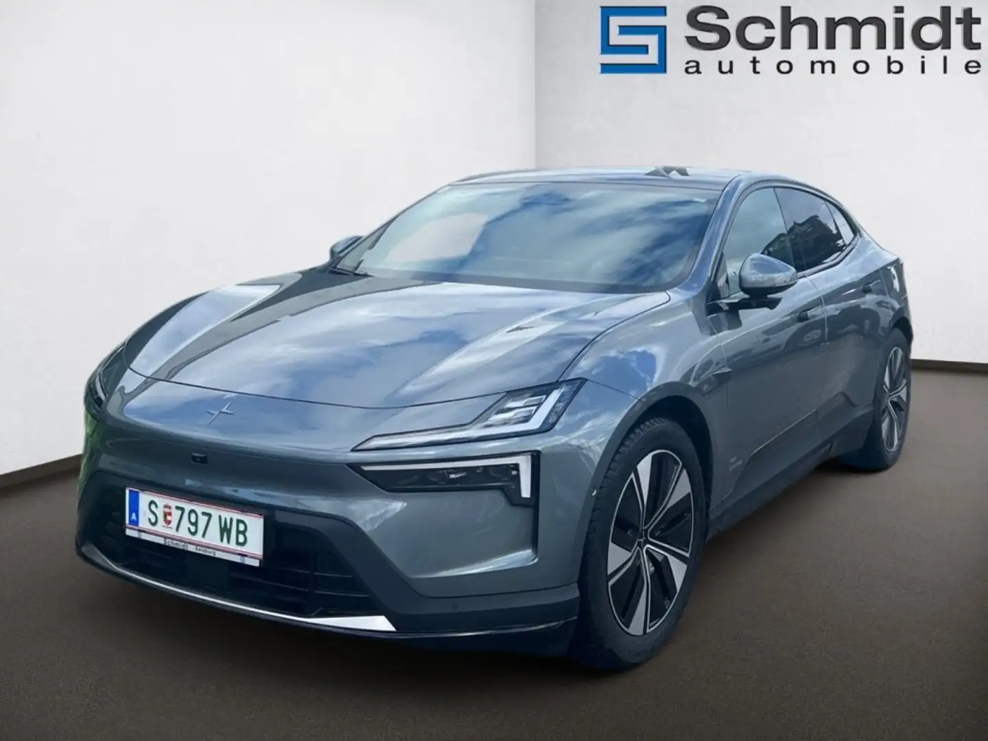 Polestar 4 Polestar 4 Coupe Long range Single motor - Plus Grau - 1
