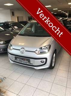 Volkswagen up! 1.0 Groove UP! Blue Motion NAVI CRUISE PDC STOELVE