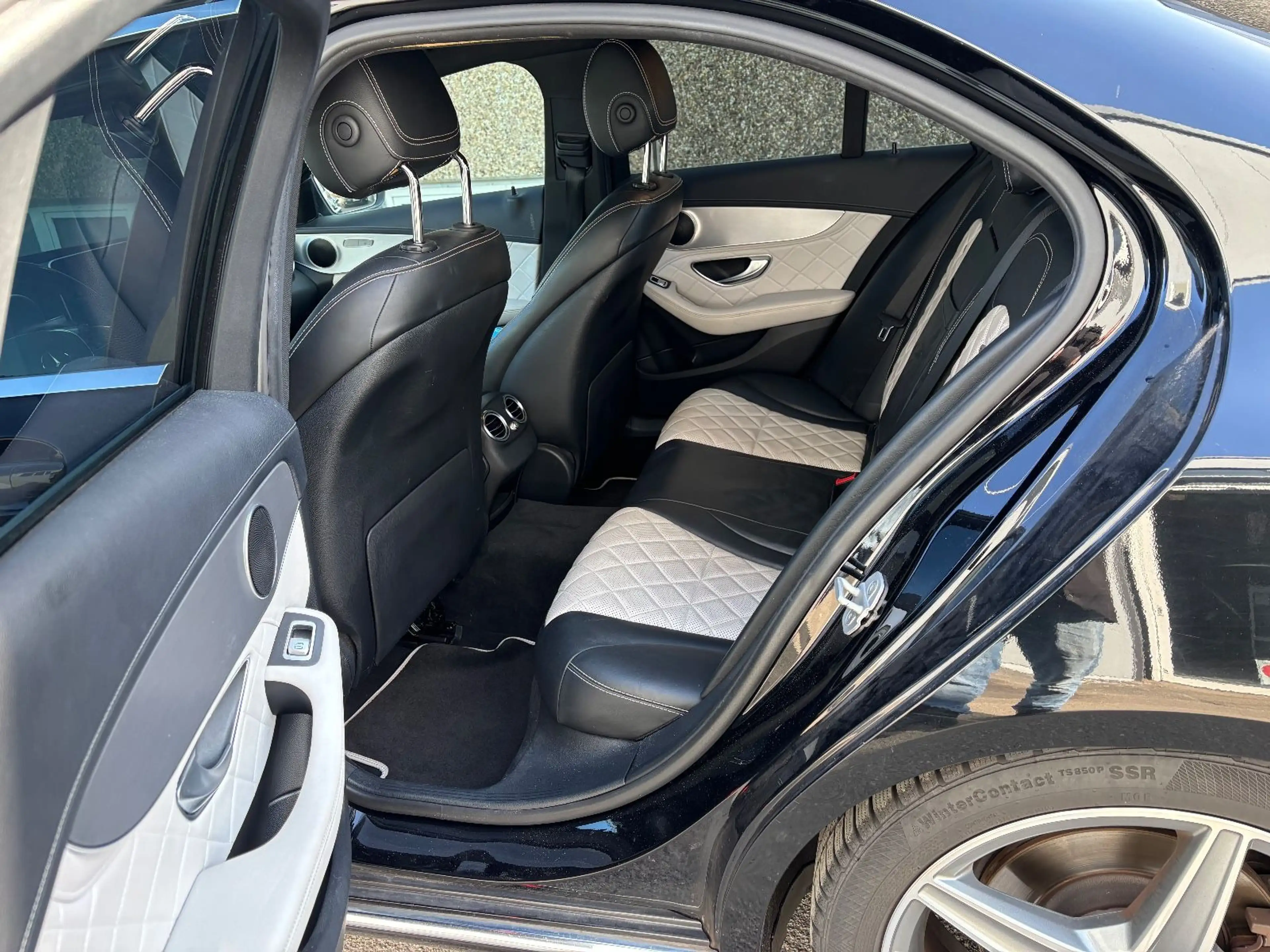 Mercedes-Benz C 400 4Matic Edition 1*LED*Designo*Navi*KeygoSt* — photo 10