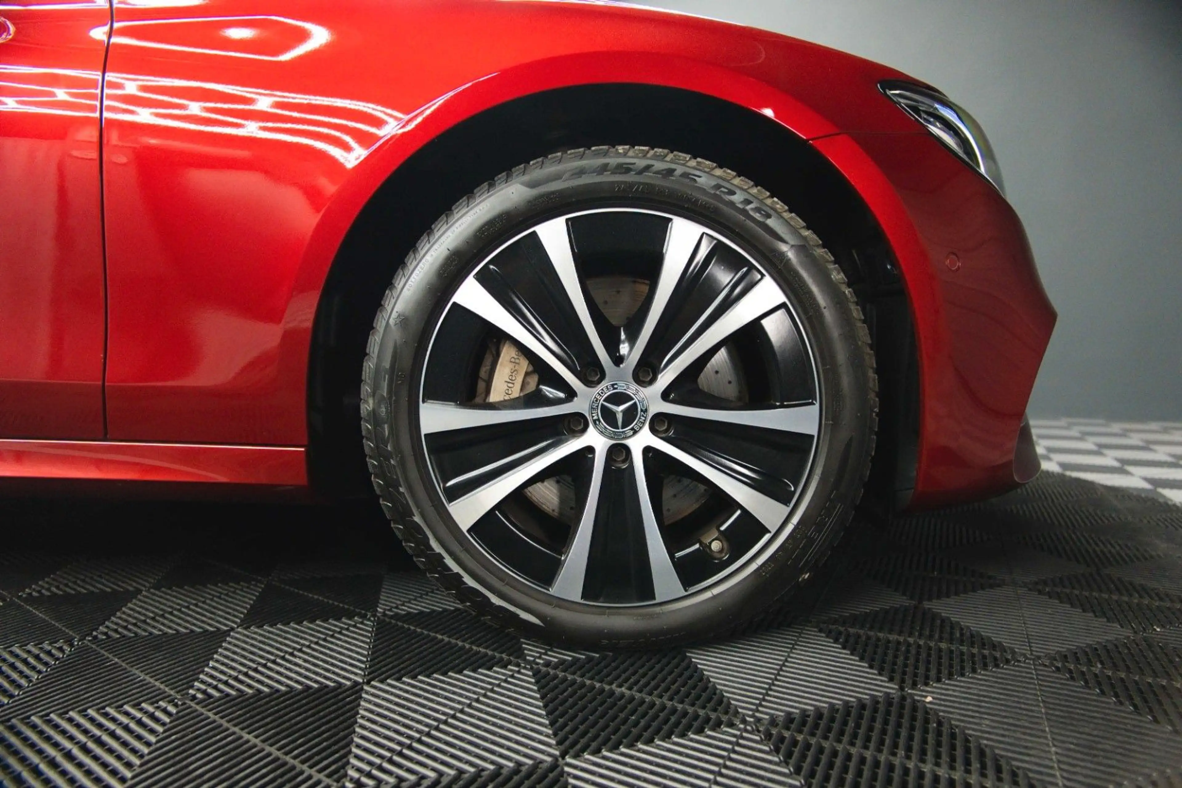 Mercedes-Benz E 400 d T 4Matic AMG Night-Paket ACC Widescreen — photo 14