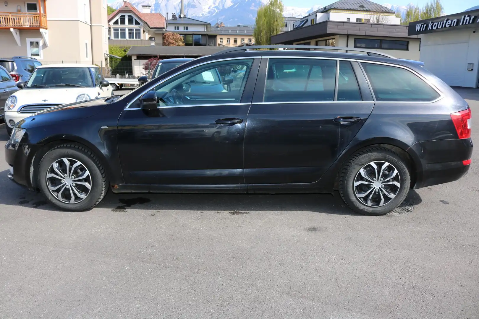 Skoda Octavia Combi 1,6 TDI Ambition Schwarz - 2