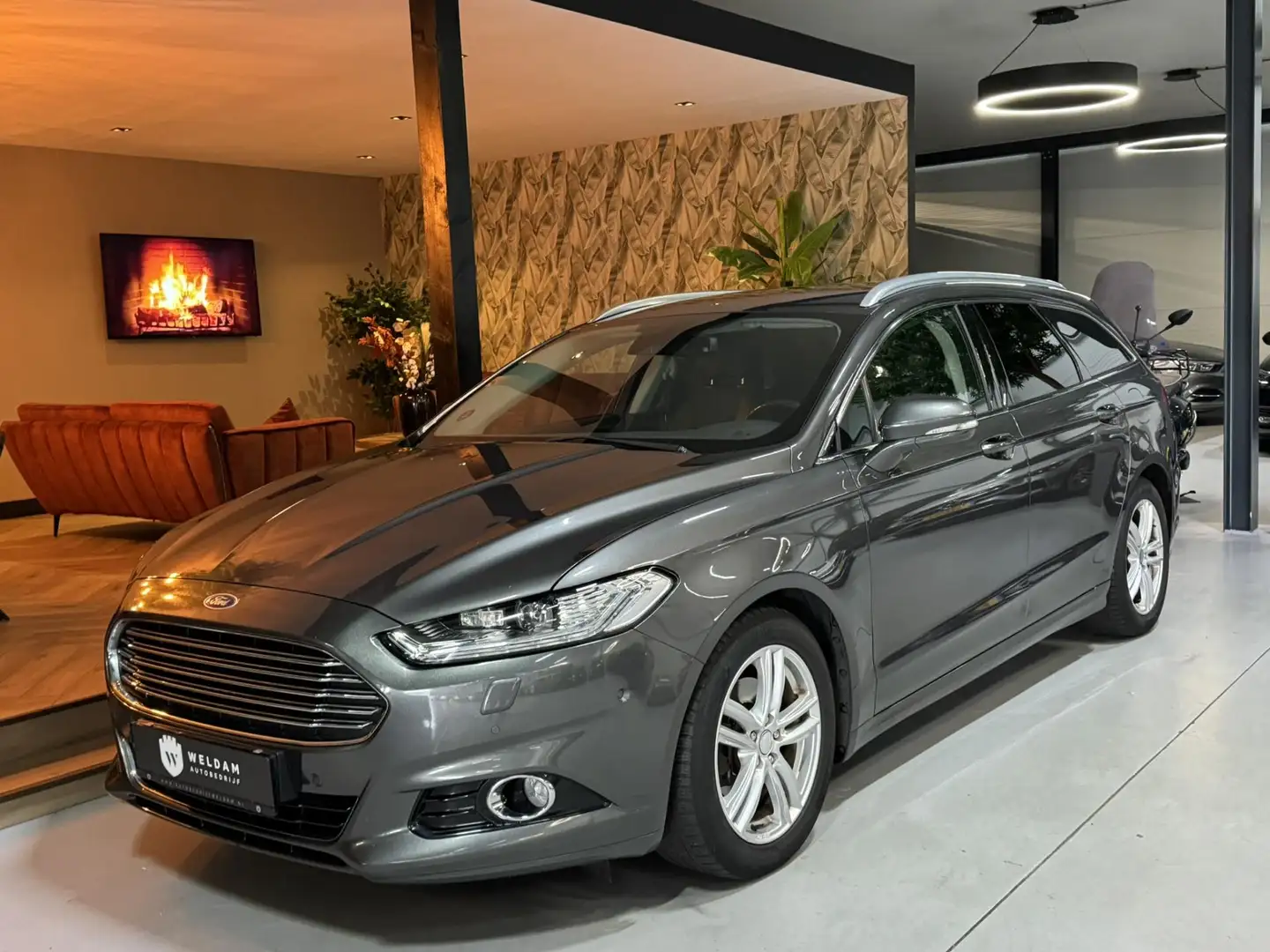 Ford Mondeo Wagon 1.5 Titanium Garantie Trekhaak Memory StuurV Gris - 2