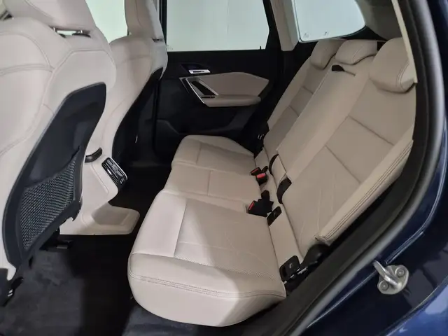 BMW X1 view 8