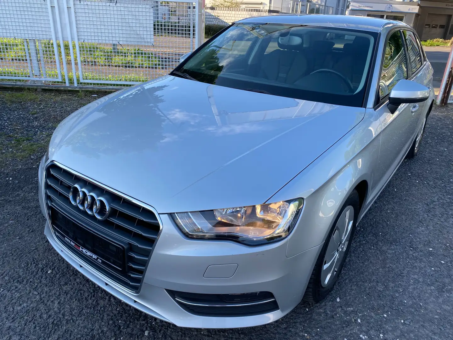 Audi A3 ambition Inspektion/TÜV Neu Schwarz - 1
