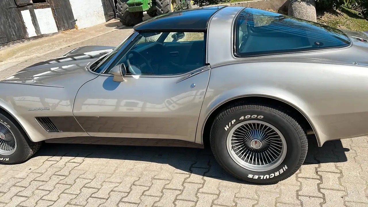 Corvette C3 seltene Collector Edition Targa, foto 4