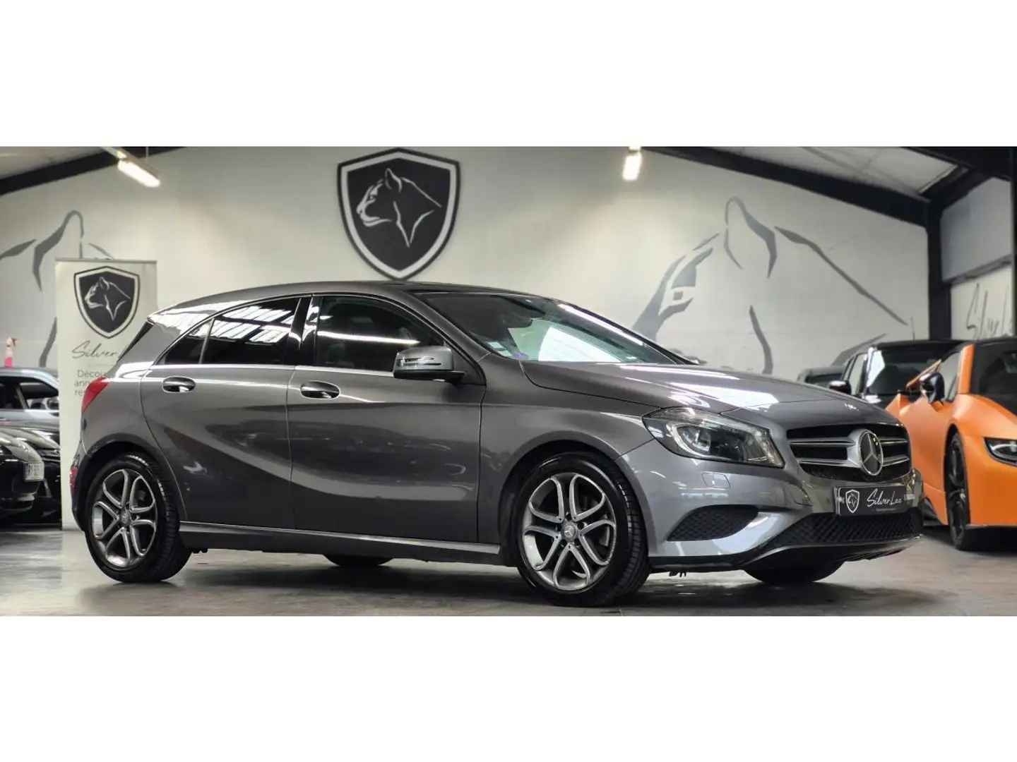 Mercedes-Benz A 180 A 180 Sensation / HISTORIQUE / BVM / PANO Gris - 1