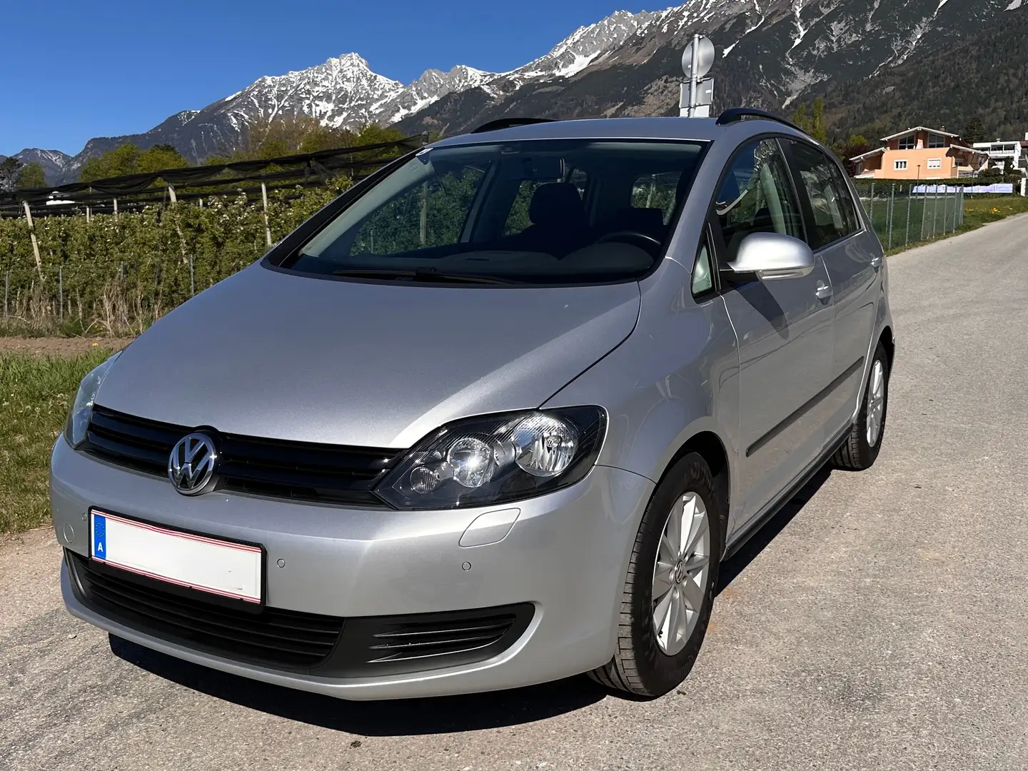 Volkswagen Golf Plus Golf 6 Plus 1,2 TSI WIRELESS CAR PLAY Silber - 2