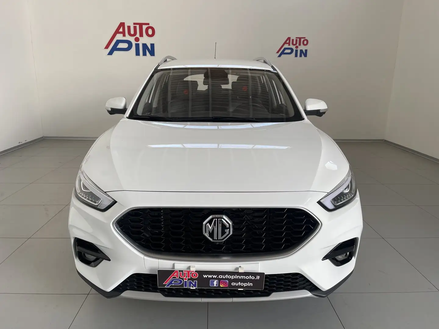 MG ZS 1.5 VTi-tech Luxury Camera 360° - 2