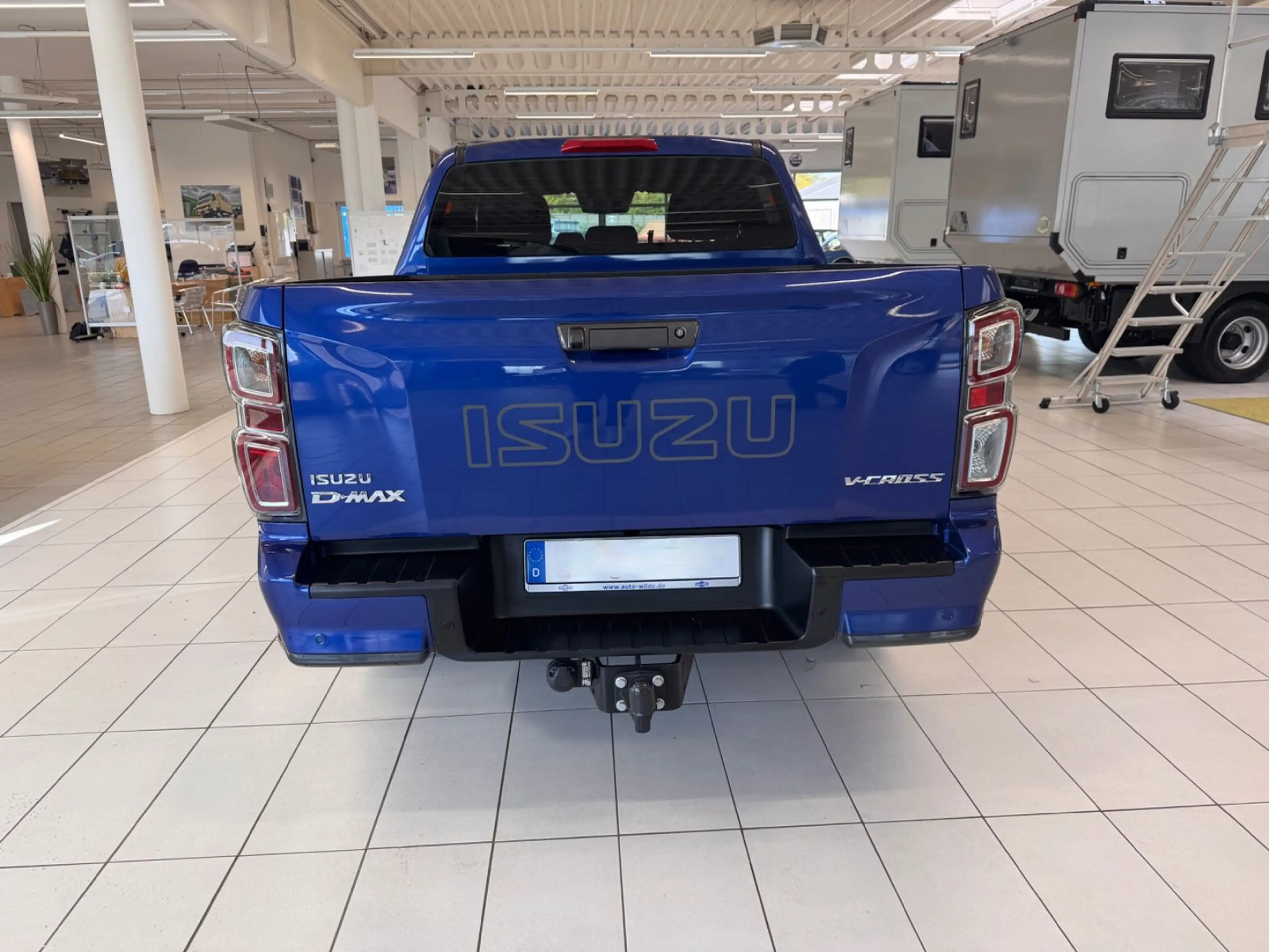 Isuzu D-Max Double Cab 4WD V-CROSS — photo 5