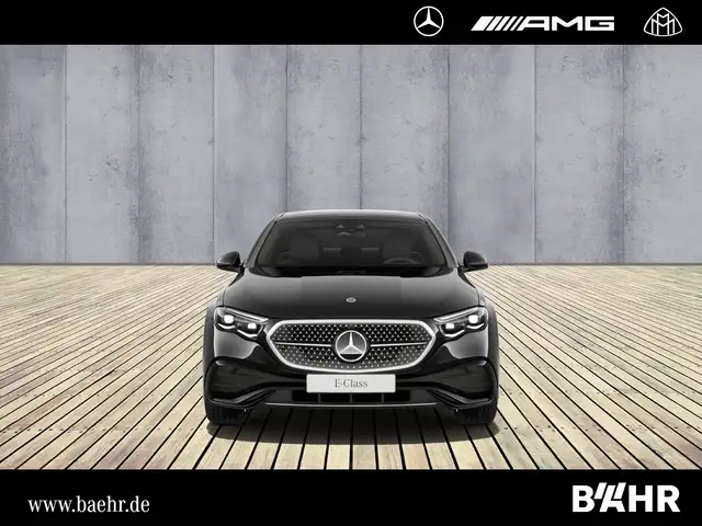 Mercedes-Benz E-Class view 6